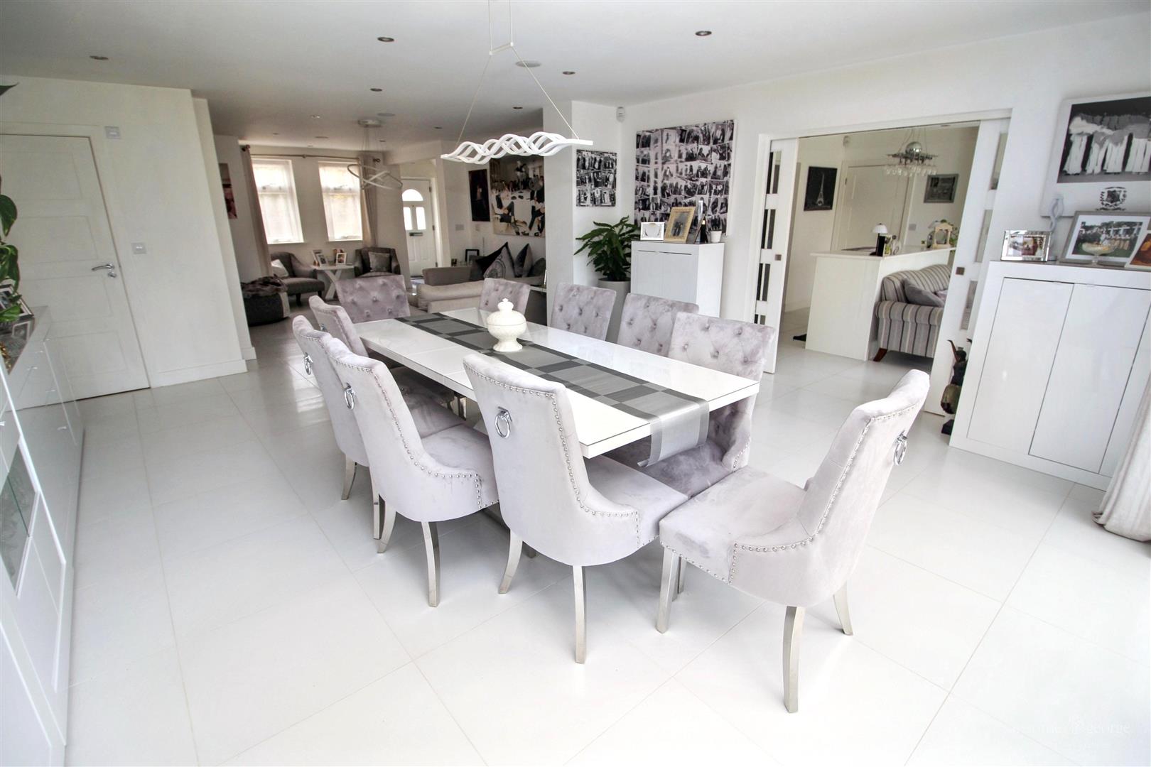 Langley Hill, Tilehurst, Reading